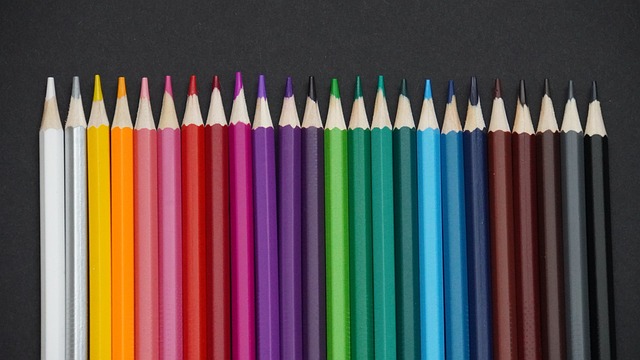 上港队客场对阵柔佛，面临阵容不整、实力不足的挑战，目标为平局。